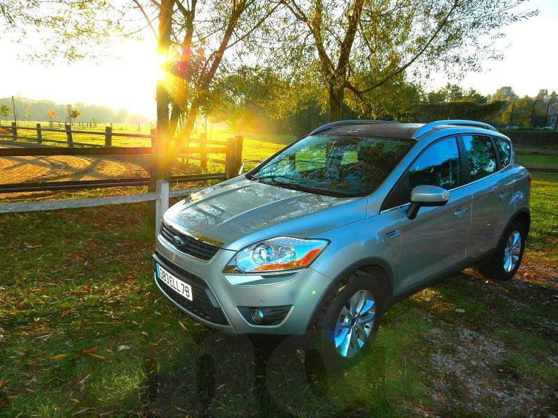 Essai Ford Kuga 2.0 TDCi 136 2008 par Jérémie Lacasta Essai Ford Kuga 2.0 TDCi 136 2008 par Jérémie Lacasta