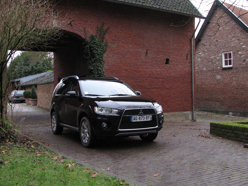 Essai Mitsubishi Outlander 2.2 DiD TC-SST