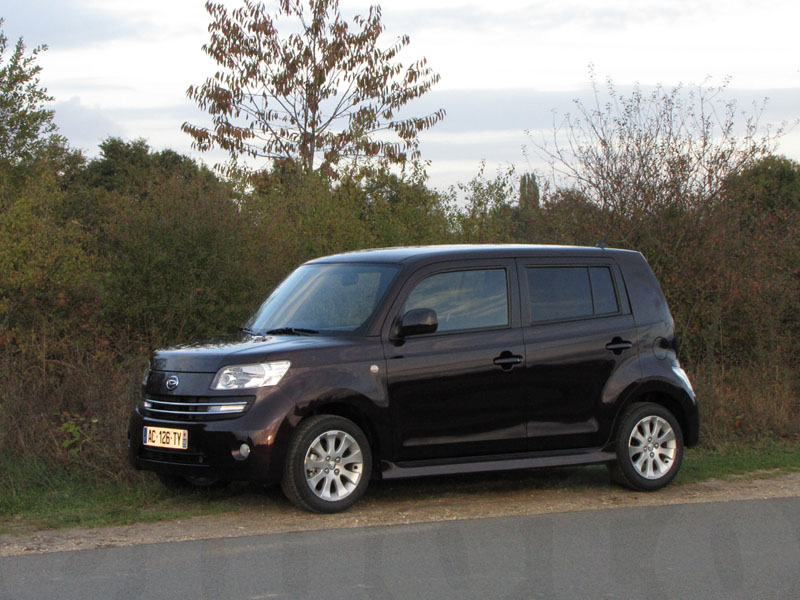 Essai Daihatsu Materia 2009 par Jean-Michel Lainé Essai Daihatsu Materia 2009 par Jean-Michel Lainé