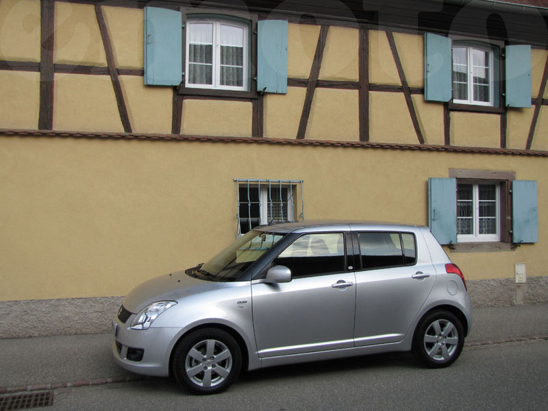 Essai Suzuki Swift 1.3 DDiS 75 2009 par Stéphane Gautier Essai Suzuki Swift 1.3 DDiS 75 2009 par Stéphane Gautier
