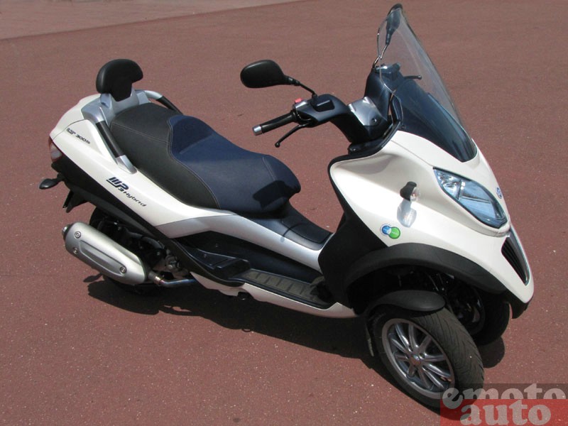 Essai Piaggio MP3 500 LT Business - Terre d'Asphalte