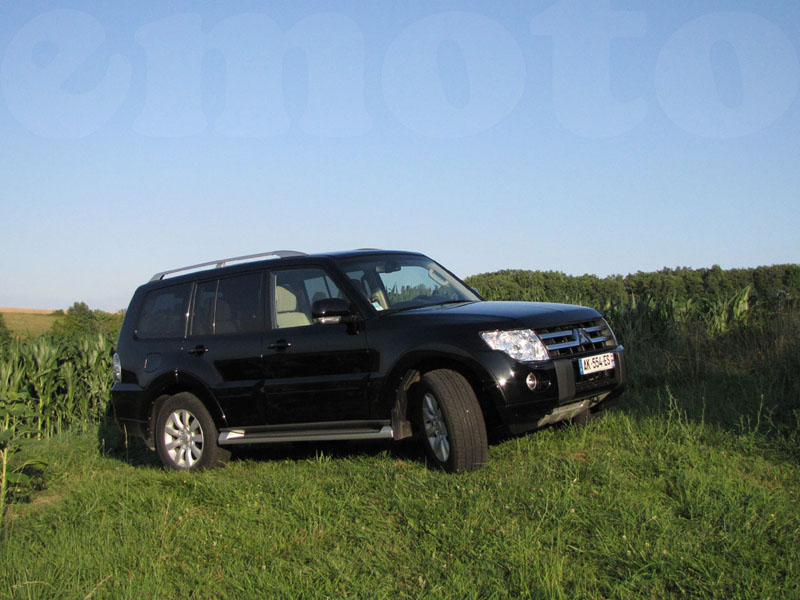 Essai Mitsubishi Pajero 3.2 DiD 200 2010 par Jean-Michel Lainé Essai Mitsubishi Pajero 3.2 DiD 200 2010 par Jean-Michel Lainé