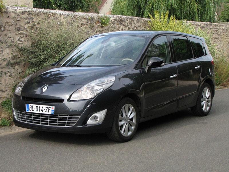 Essai Renault Grand Scenic 1.6 dCi 130 2011 par Jean-Michel Lainé Essai Renault Grand Scenic 1.6 dCi 130 2011 par Jean-Michel Lainé