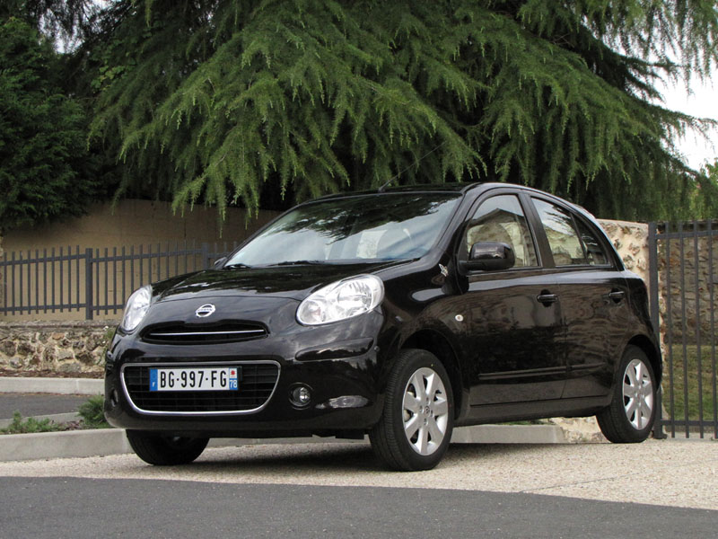 Essai Nissan Micra 1.2 80 Lolita Lempicka 2011 par Jean-Michel Lainé Essai Nissan Micra 1.2 80 Lolita Lempicka 2011 par Jean-Michel Lainé