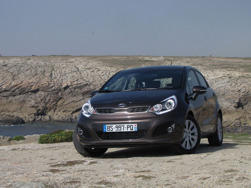 Essai Kia Rio 1.4 essence 109 2011 par Jean-Michel Lainé Essai Kia Rio 1.4 essence 109 2011 par Jean-Michel Lainé