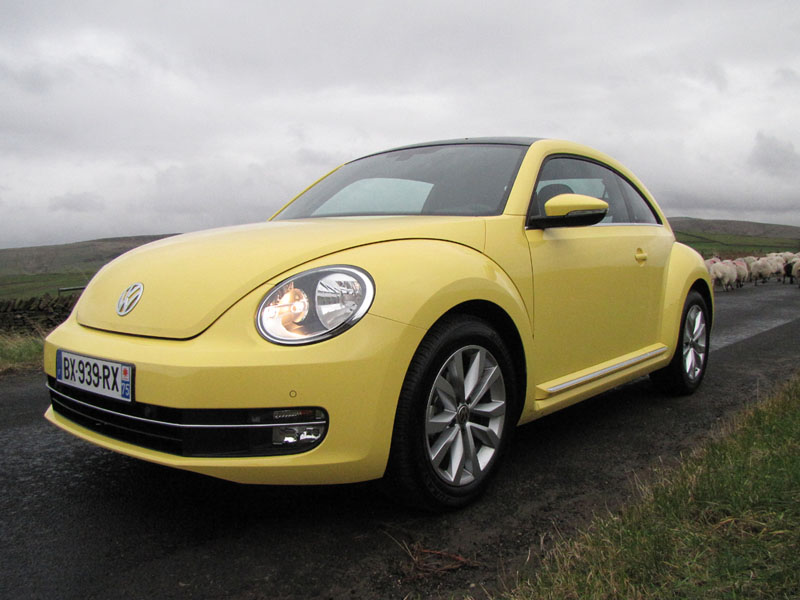 Essai Volkswagen Coccinelle 1.2 TSI 105 2011 par Jean-Michel Lainé Essai Volkswagen Coccinelle 1.2 TSI 105 2011 par Jean-Michel Lainé