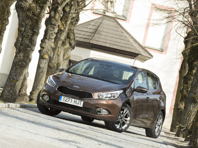 Essai Kia Ceed 1.6 CRDi 128 2012 par Jean-Michel Lainé Essai Kia Ceed 1.6 CRDi 128 2012 par Jean-Michel Lainé