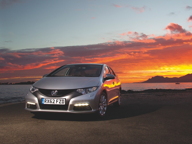 Essai Honda Civic 1.6 i-DTEC 120 2013 par Jean-Michel Lainé Essai Honda Civic 1.6 i-DTEC 120 2013 par Jean-Michel Lainé
