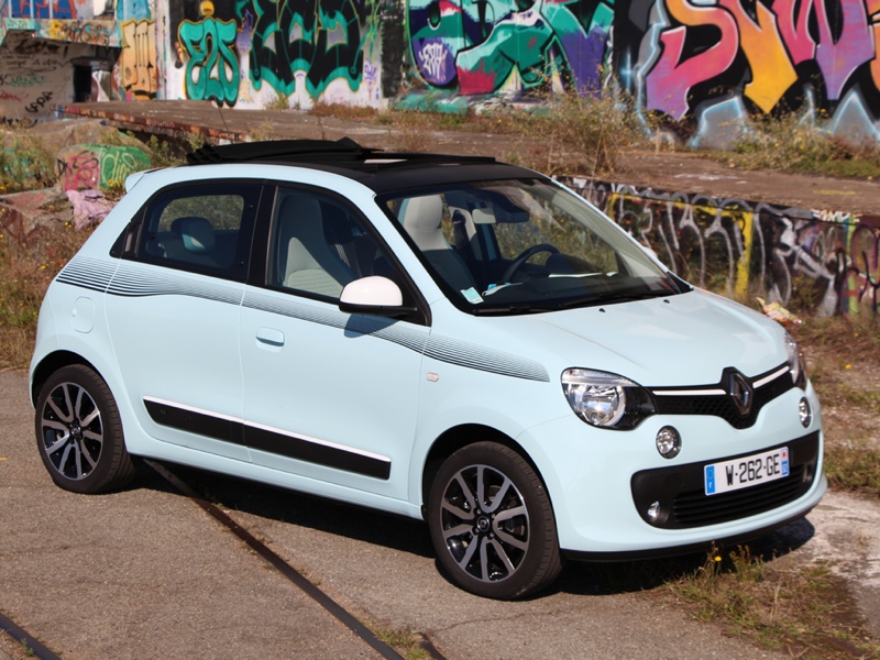 Essai Renault Twingo SCe 70 et TCe 90 2014 par Jean-Michel Lainé Essai Renault Twingo SCe 70 et TCe 90 2014 par Jean-Michel Lainé