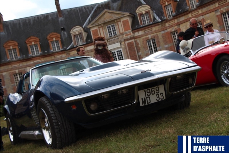 corvette stingray au concours d e le gance du samedi