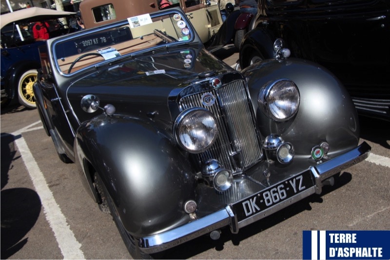 triumph tr18 roadster