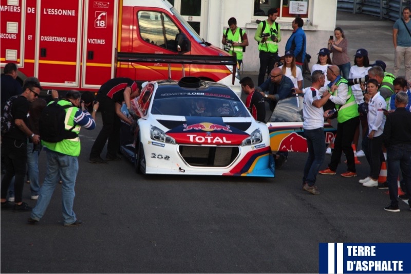 se bastien loeb va prendre la piste avec la 208 pikes peak